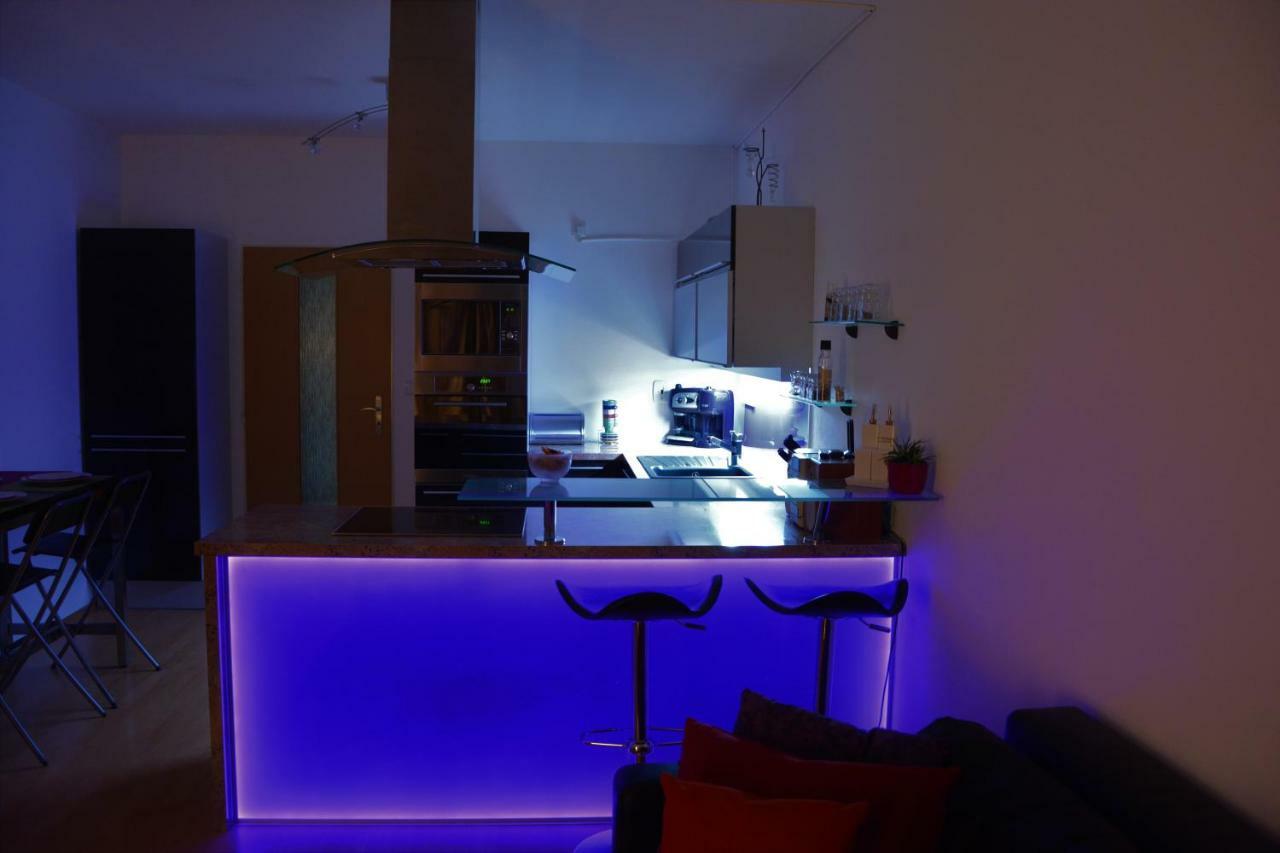 Apartman Zderadova Brno Exteriör bild