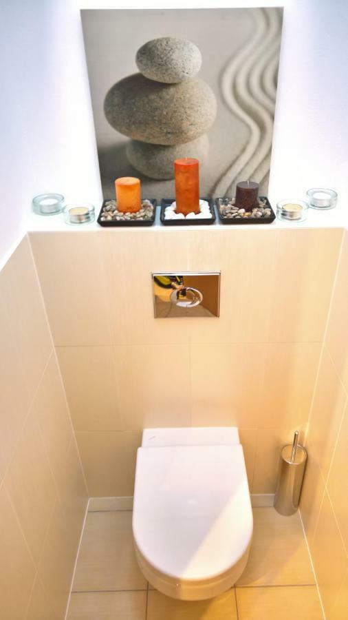 Apartman Zderadova Brno Exteriör bild