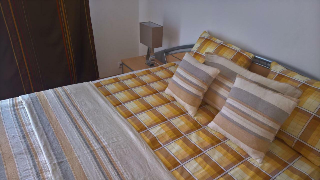 Apartman Zderadova Brno Exteriör bild